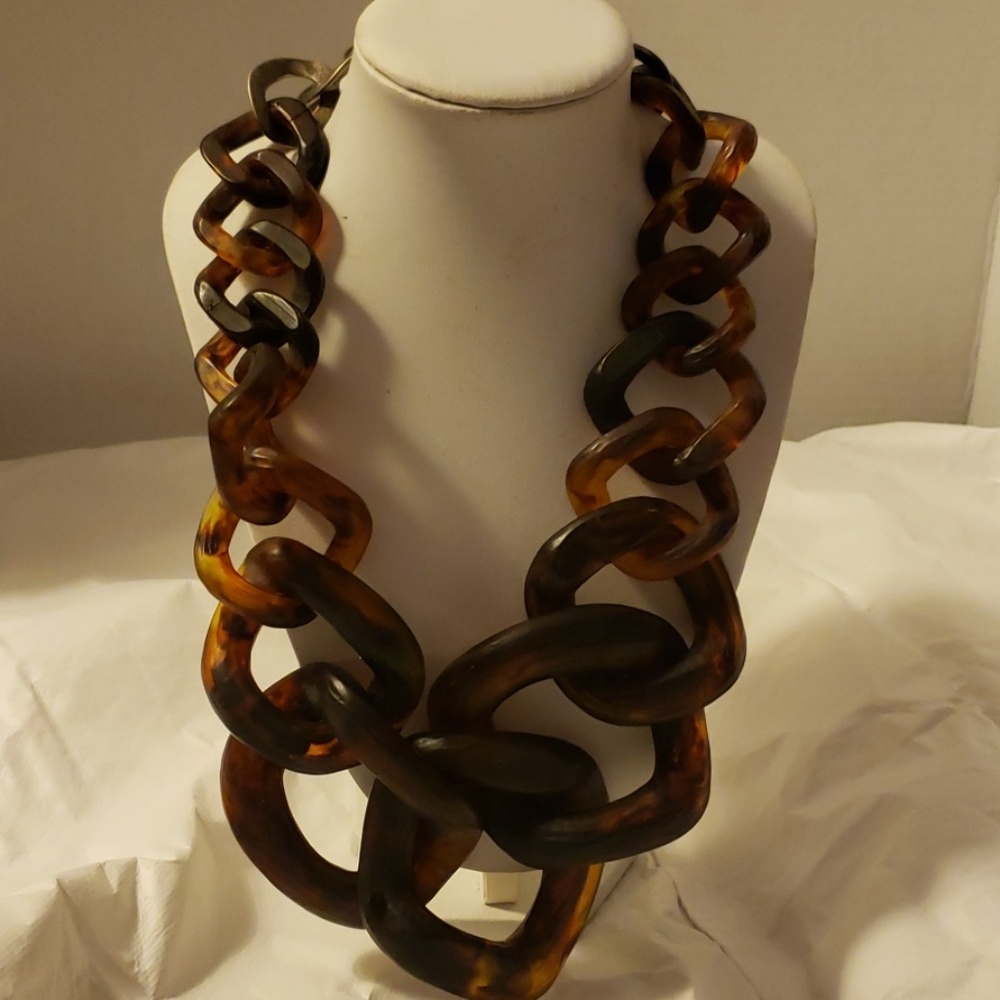 Tortoiseshell necklace